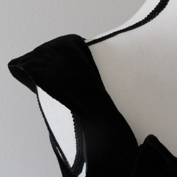 Vintage Black Velvet Bow Detail Mini Cocktail Dress - Picture 5 of 9